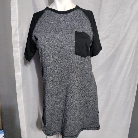 Dikotomy - High Quality Short Sleeve Tee - Picture 1 of 7